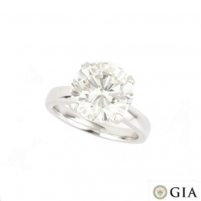 Round Brilliant Cut Diamond Ring in Platinum 5.53ct M/VS2